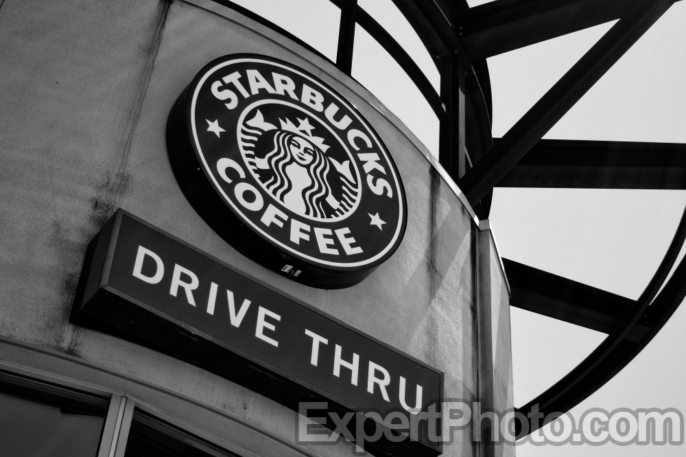Nice photo of Starbucks in Murrieta