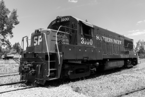 Nice photo of Southern Pacific 3100 Locomotive