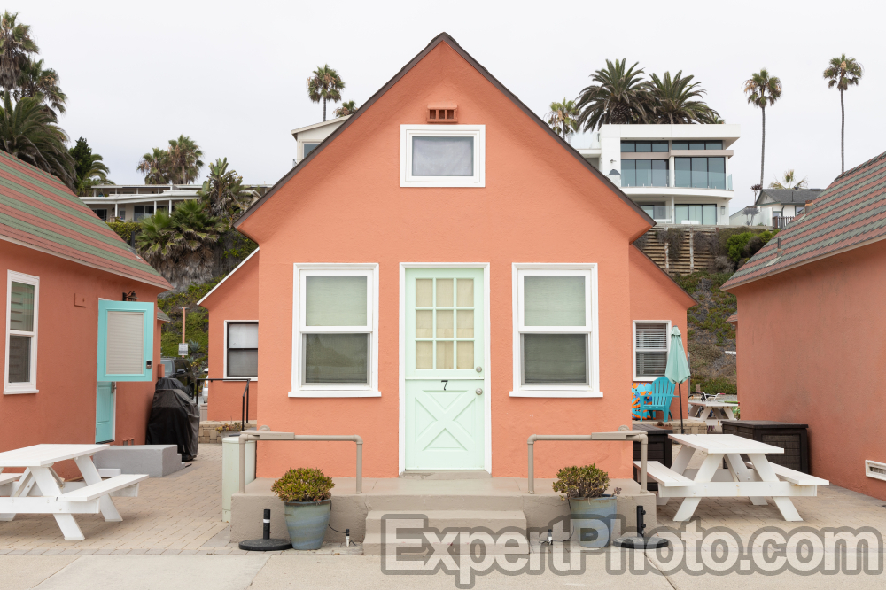 Nice photo of Roberts Cottages Oceanside